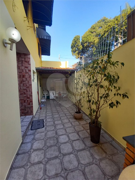 Sobrado à venda com 3 quartos, sendo 1 suíte,  em Tremembé, São Paulo, SP