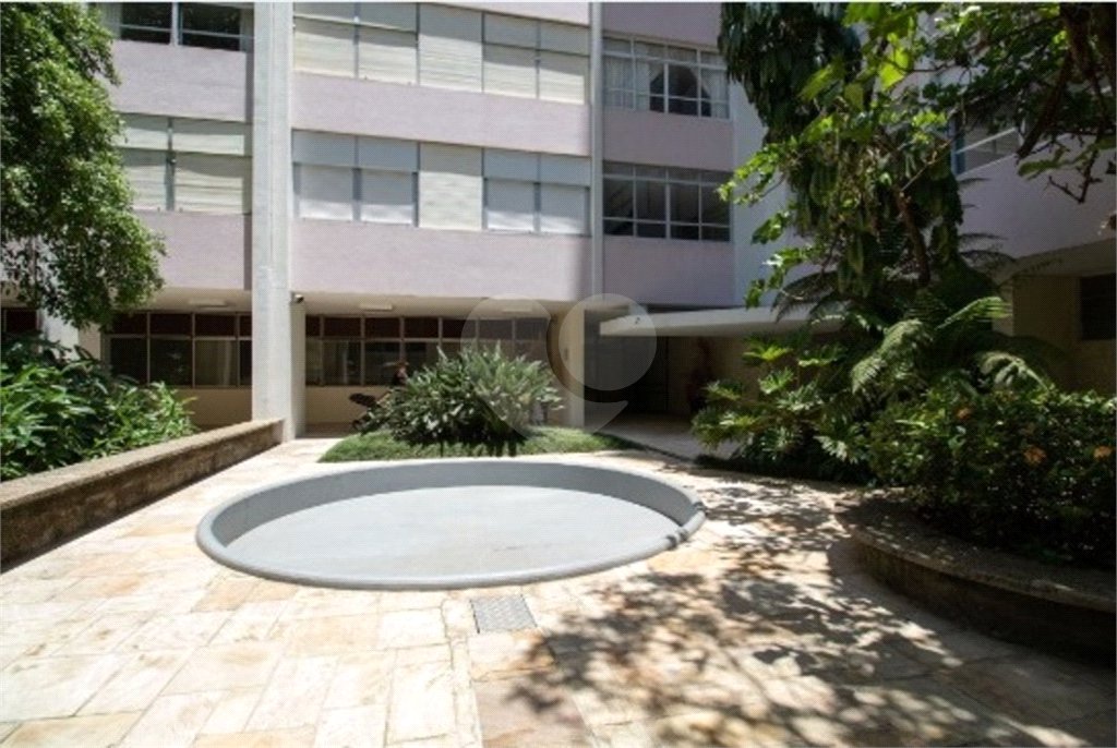 Apartamento à venda com 3 quartos, sendo 1 suíte, em Santa Cecília, São Paulo, SP