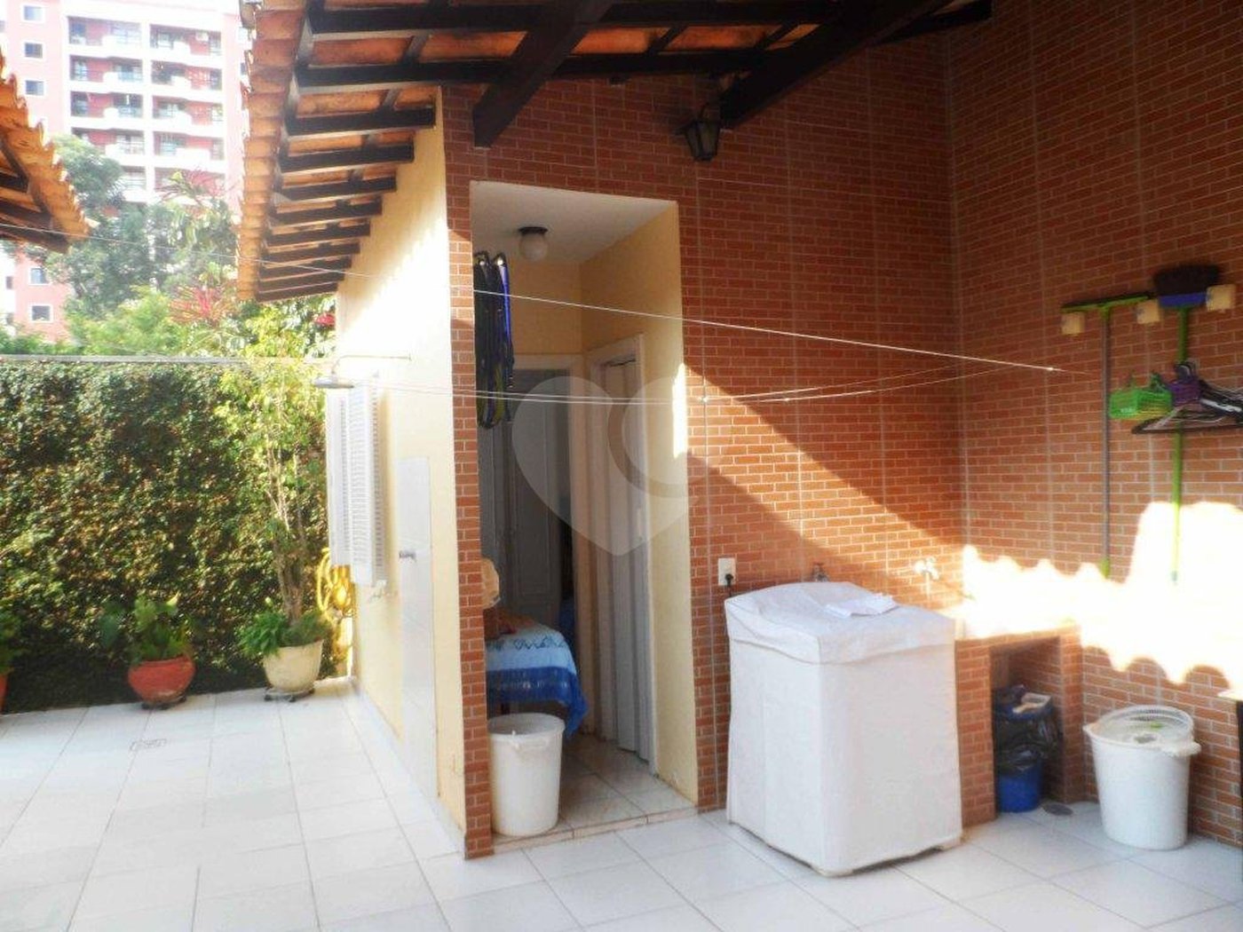Sobrado à venda com 3 quartos, sendo 1 suíte,  em Jardim Marajoara, São Paulo, SP