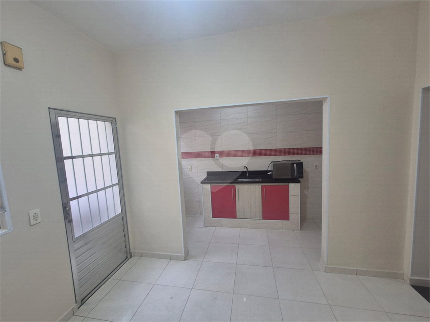Casa à venda com 2 quartos, sendo 1 suíte,  em Vila Maricy, Guarulhos, SP