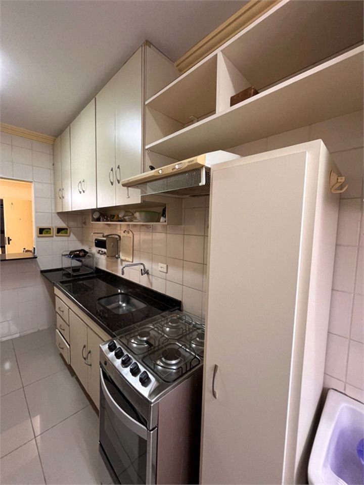 Apartamento com 2 dormitórios à venda, 65 m² por R$ 424.000,00 - Vila Júlia - Guarujá/SP