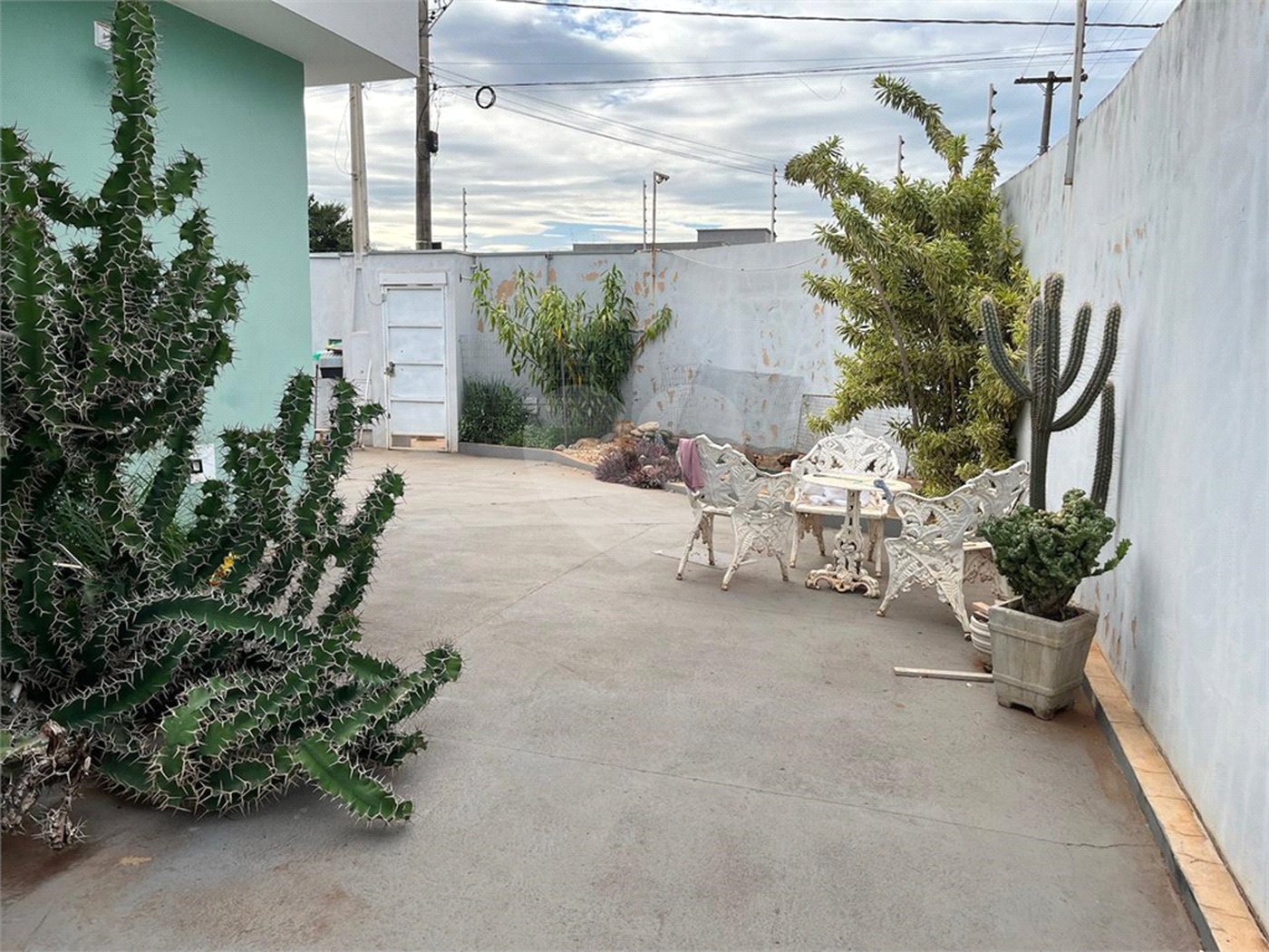 Casa à venda com 2 suítes em Cidade Jardim, Araraquara, SP