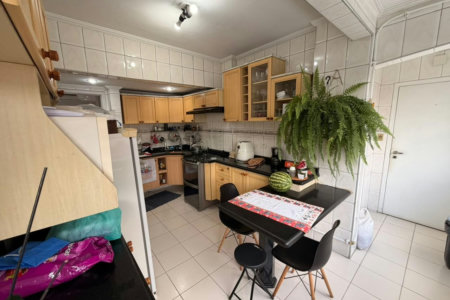 Apartamento com 3 dormitórios à venda, 156 m² por R$ 700.000,00 - Gonzaga - Santos/SP