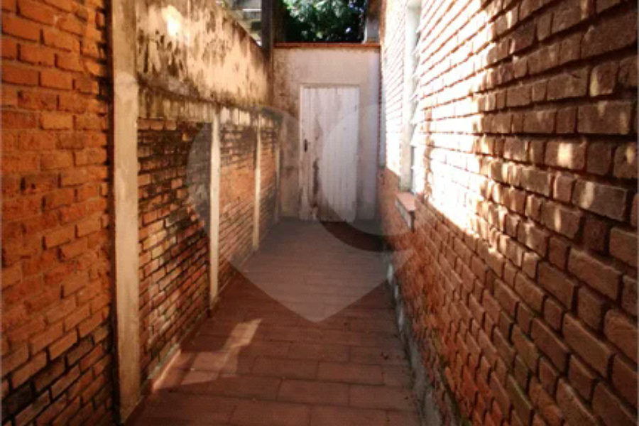Casa à venda com 5 quartos, sendo 3 suítes, em Perdizes, São Paulo, SP
