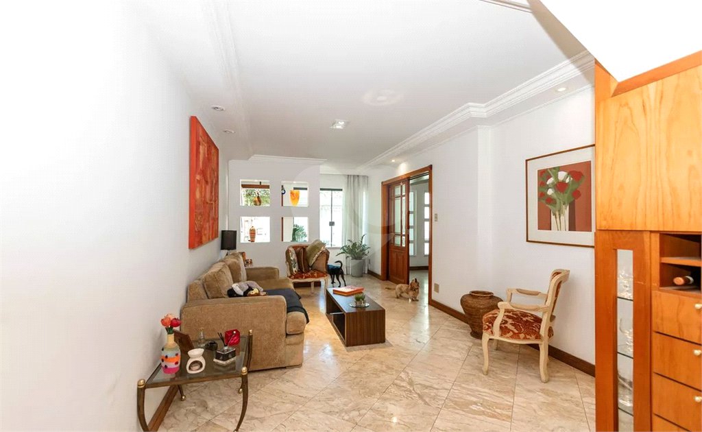 Casa de Vila à venda com 3 quartos, sendo 1 suíte, em Campo Belo, São Paulo, SP