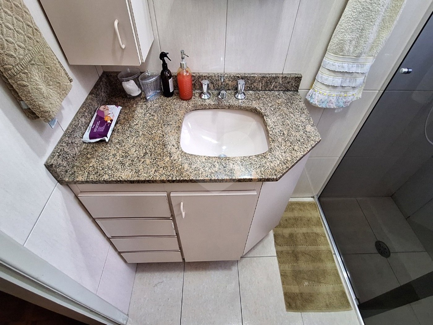 Casa à venda com 3 quartos, sendo 1 suíte,  no condomínio Conjunto Residencial Independencia, São Paulo - SP