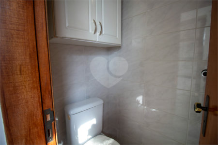 Apartamento à venda com 3 quartos, sendo 1 suíte, no Centro, São Roque, SP