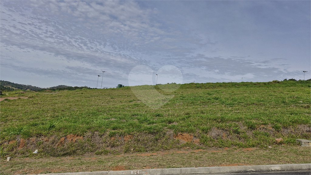 Terreno à venda no condomínio Portal Lamis I, Atibaia - SP