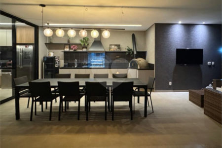 Casa à venda com 3 suítes no condomínio Reserva Santa Maria, Jandira - SP