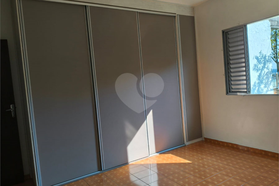 Sobrado à venda com 3 quartos, sendo 1 suíte, em Vila Albertina, São Paulo, SP