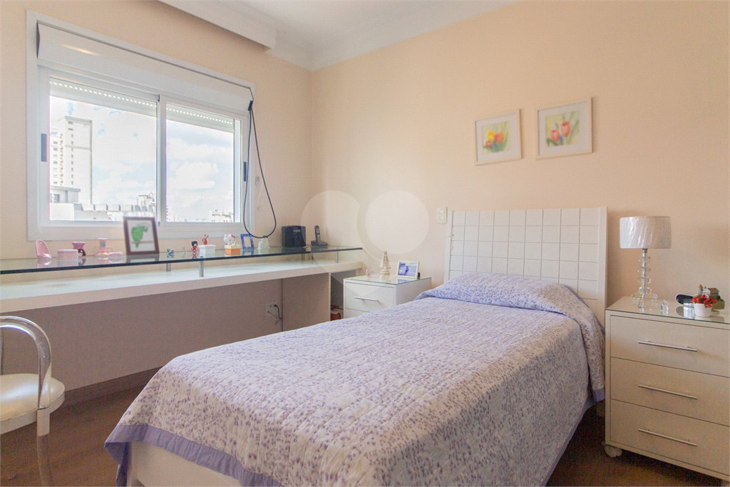 Apartamento à venda com 4 quartos, sendo 3 suítes,  em Indianópolis, São Paulo, SP