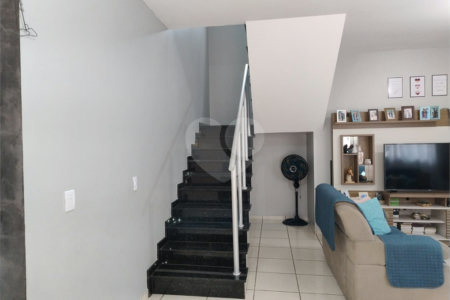 Casa à venda com 3 quartos, sendo 2 suítes, em Capela, Vinhedo, SP