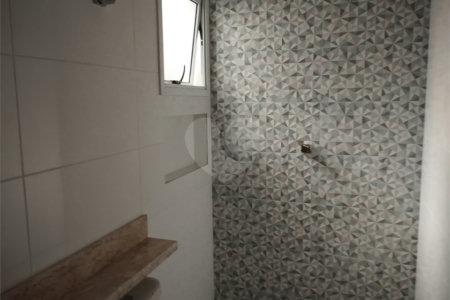 Sobrado à venda com 3 quartos, sendo 1 suíte, em Vila Mazzei, São Paulo, SP