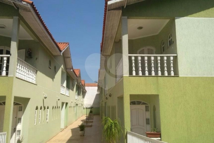 Casa à venda com 3 quartos, sendo 1 suíte, no condomínio São Marcos, São Paulo - SP
