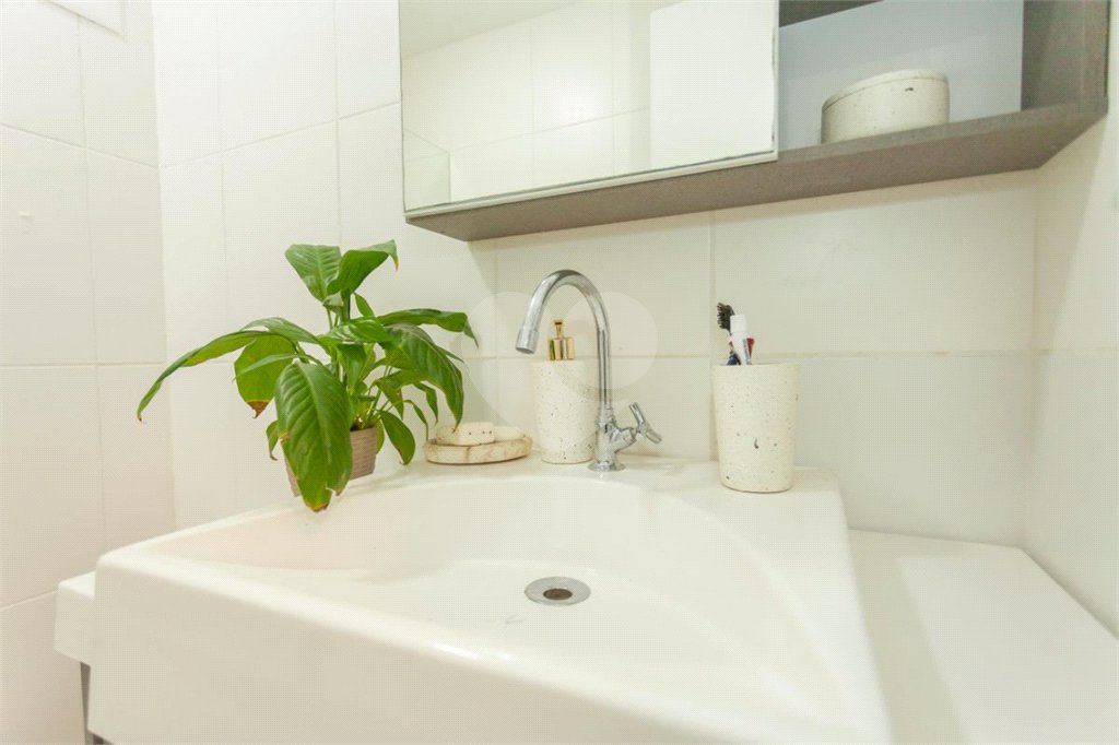 Apartamento à venda com 2 quartos em Vila Constança, São Paulo, SP