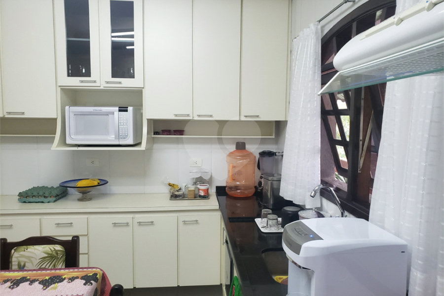 Casa à venda com 3 suítes no condomínio Alpes da Cantareira, Mairiporã - SP