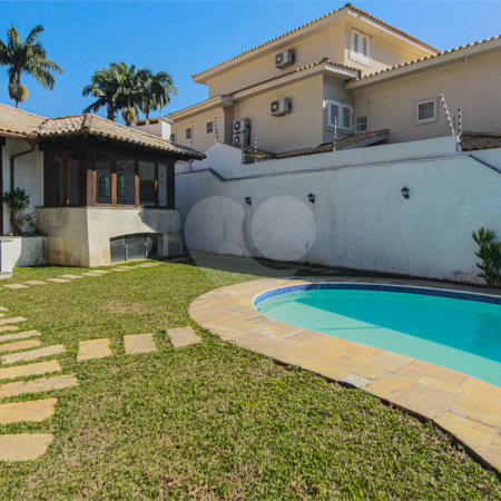 Casa Térrea à venda ou para alugar com 4 quartos, sendo 3 suítes, em Alto da Boa Vista, São Paulo, SP