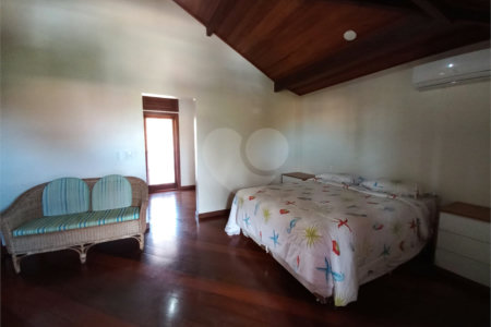 Casa à venda com 4 quartos, sendo 3 suítes,  em Geribá, Armação dos Búzios, RJ