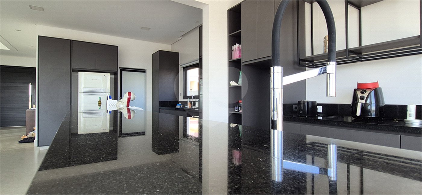 Casa à venda com 3 suítes no condomínio Residencialsaint Paul, Itu - SP