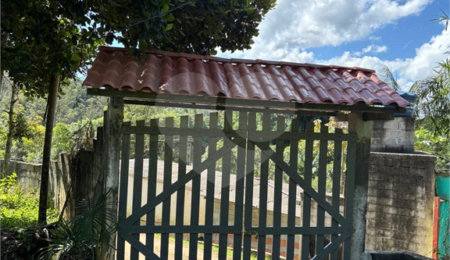 Chácara à venda com 2 quartos em Biritiba Ussu, Mogi das Cruzes, SP