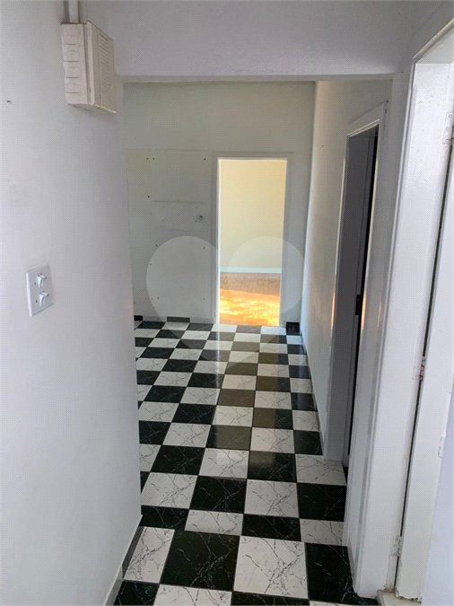 Casa à venda com 4 quartos, sendo 2 suítes,  no Centro, Mairinque, SP
