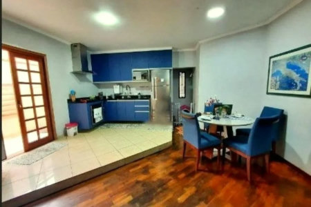 Casa à venda com 5 quartos, sendo 3 suítes,  em Jardim Ester, São Paulo, SP