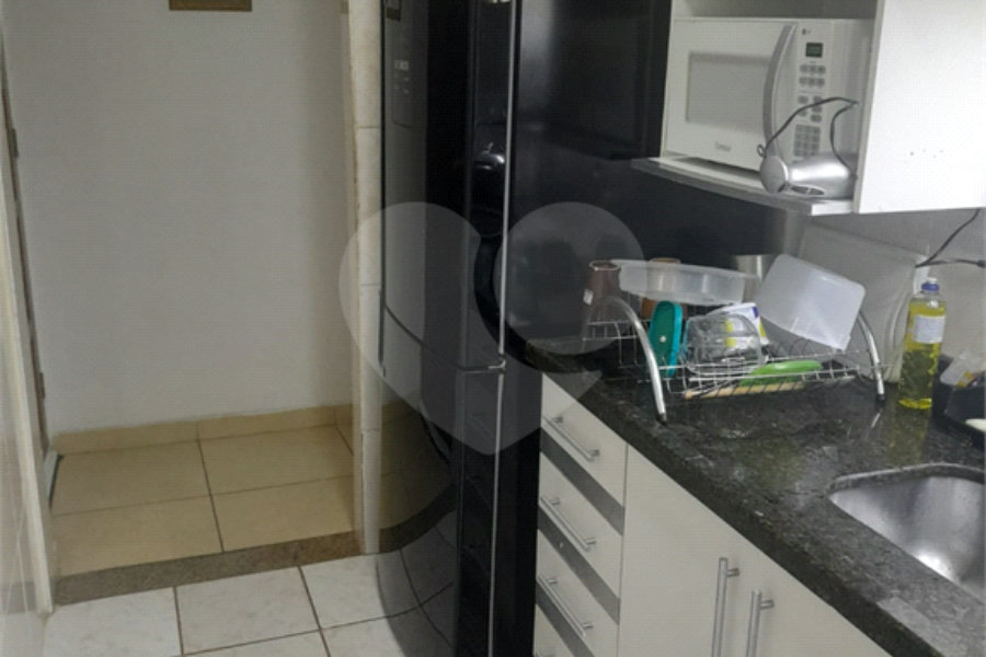 Apartamento à venda com 2 quartos em Cidade Tiradentes, São Paulo, SP