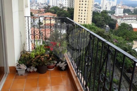 Apartamento à venda com 3 quartos, sendo 1 suíte, em Santana, São Paulo, SP