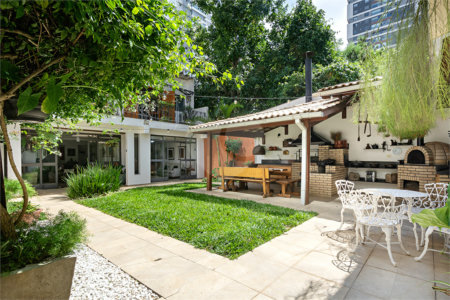 Casa para alugar com 5 quartos, sendo 2 suítes, em Brooklin, São Paulo, SP