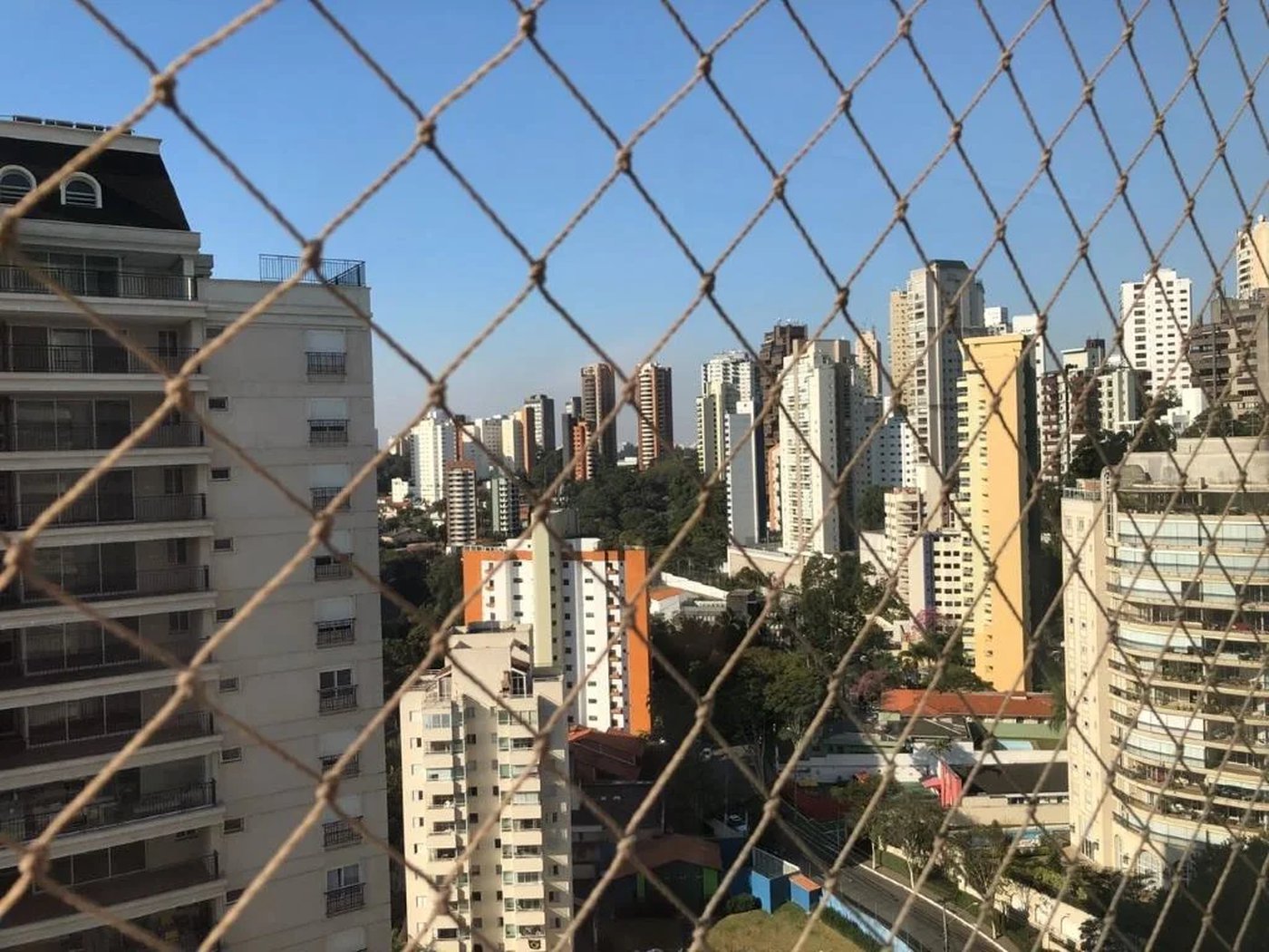 Apartamento à venda com 3 suítes em Vila Suzana, São Paulo, SP