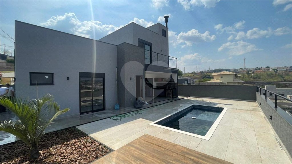 Casa à venda ou para alugar com 3 suítes no condomínio Villa Real, Bragança Paulista - SP