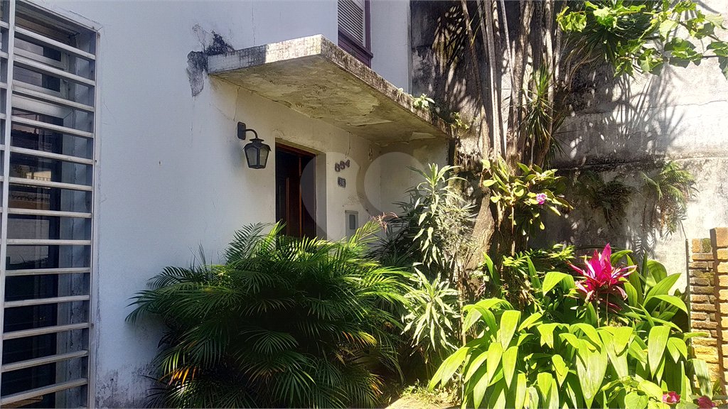 Sobrado à venda com 3 quartos em Vila Cordeiro, São Paulo, SP