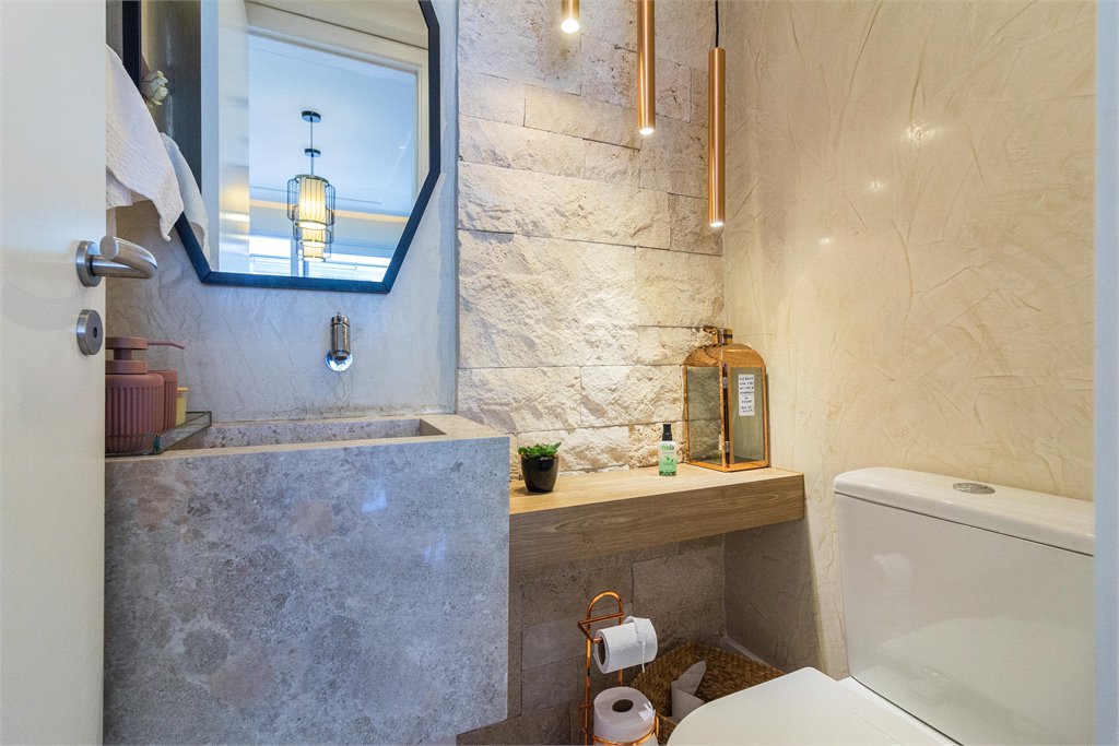 Apartamento à venda com 3 suítes em Alto da Lapa, São Paulo, SP