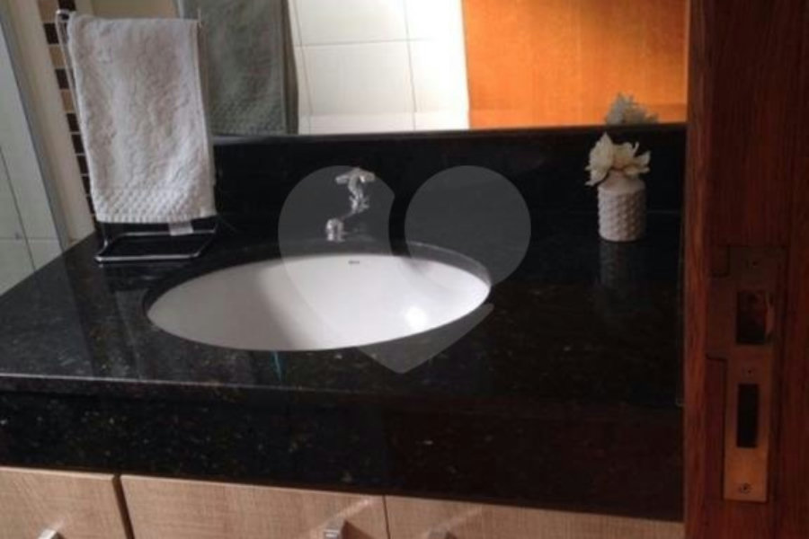 Apartamento à venda com 2 quartos em Horto, São Paulo, SP