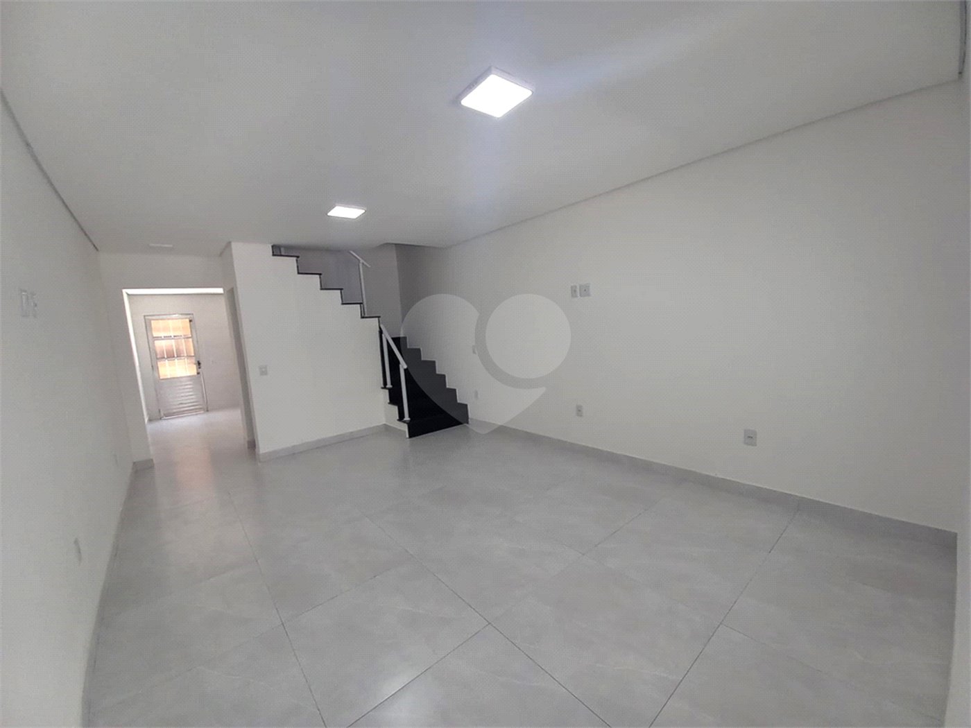 Sobrado à venda com 3 suítes em Jaçanã, São Paulo, SP