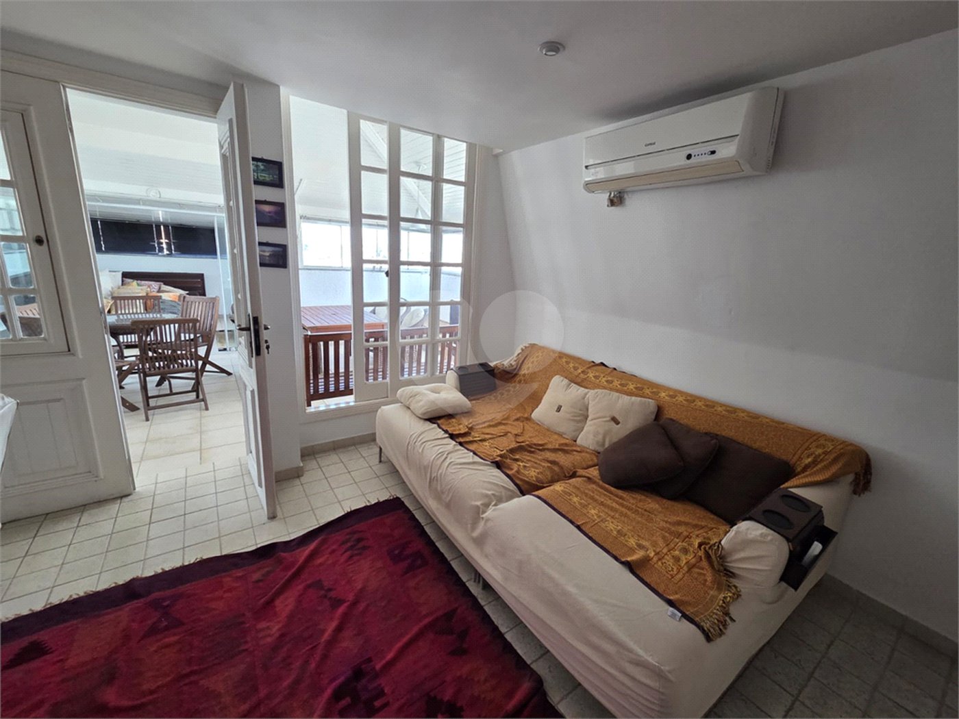 Cobertura à venda com 3 quartos, sendo 1 suíte, em Cidade São Francisco, São Paulo, SP
