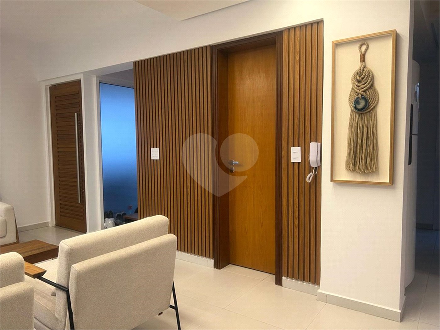 Casa à venda com 4 quartos, sendo 3 suítes,  no condomínio Residencial Toscana, Mogi das Cruzes - SP