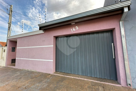 Casa à venda com 2 quartos, sendo 1 suíte, em Jardim Mesquita, Itapetininga, SP