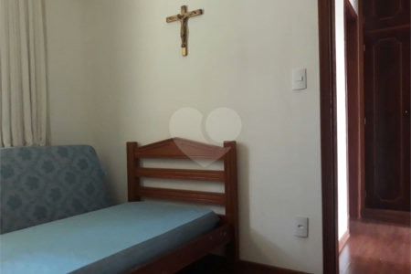 Chácara à venda com 3 quartos, sendo 2 suítes,  no Centro (canguera), São Roque, SP