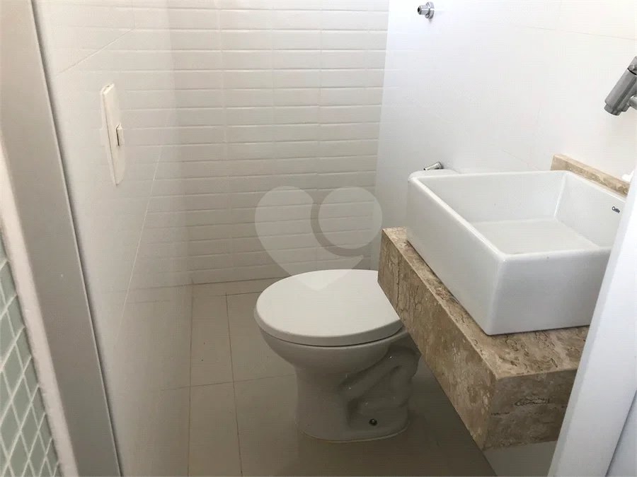 Lindo Apartamento com Varanda integrada