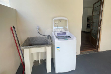 Casa à venda com 2 quartos, sendo 1 suíte, em Jardim Vieira de Moraes, Itapetininga, SP