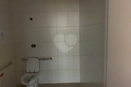 Salão para alugar em Cocaia, Guarulhos, SP