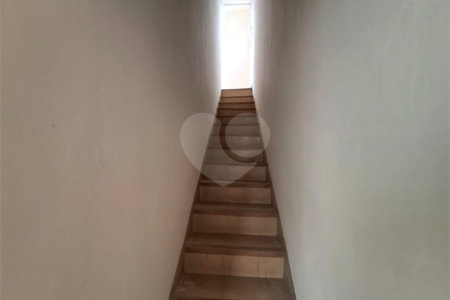 Casa à venda com 4 quartos em Vila Darli, São Paulo, SP