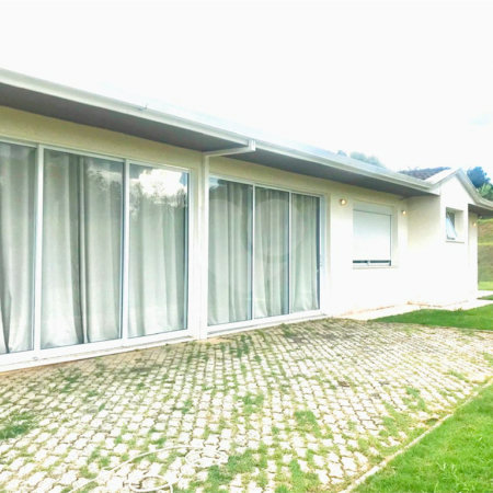Casa à venda com 3 quartos, sendo 1 suíte, no condomínio Residencial Patrimônio do Carmo, São Roque - SP