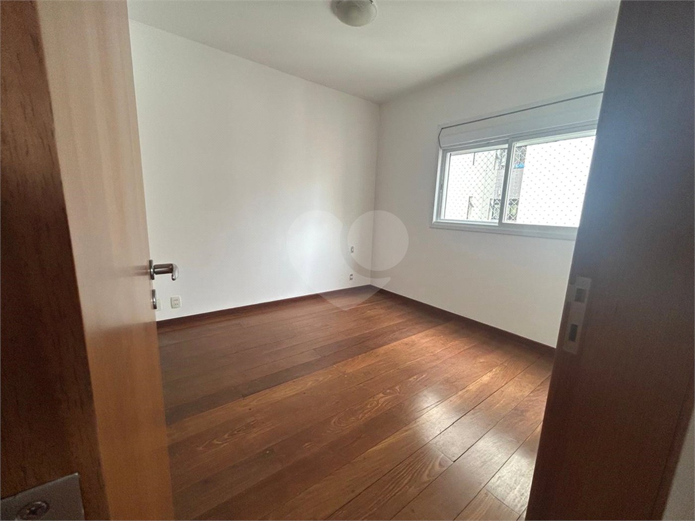 Apartamento para alugar com 3 quartos, sendo 1 suíte, em Pinheiros, São Paulo, SP