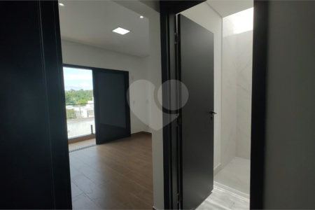 Casa à venda com 3 suítes no condomínio Terras de São Francisco, Sorocaba - SP