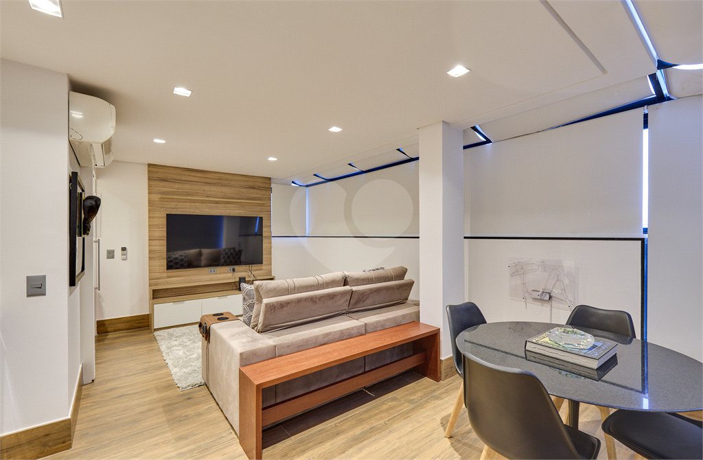 Apartamento à venda com 1 suíte em Vila Olímpia, São Paulo, SP
