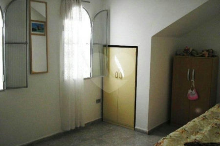Sobrado à venda com 4 quartos, sendo 1 suíte, em Vila Nivi, São Paulo, SP