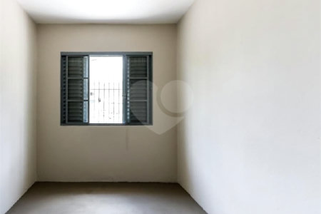 Sobrado à venda com 4 quartos, sendo 1 suíte, em Vila Medeiros, São Paulo, SP