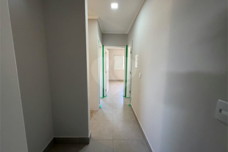 Casa à venda com 3 quartos, sendo 1 suíte, no condomínio Grape Village, Vinhedo - SP